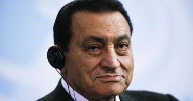 Stire din Actualitate : Hosni Mubarak a fost condamnat la trei ani de închisoare