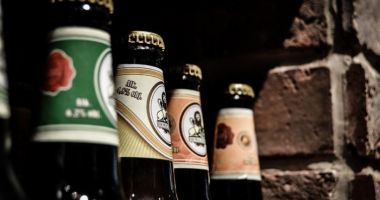 Stire din Eveniment : Cel mai ghinionist hoț din România. A vrut să fure 1.000.000 de euro, dar s-a ales doar cu 4 beri