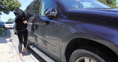 Stire din Eveniment : Hoț de 70 de ani, din Constanța, băgat după gratii
