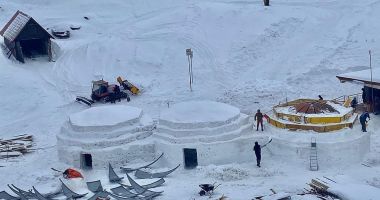 Stire din Actualitate : Au început lucrările la Hotelul de Gheaţă de la Bâlea Lac