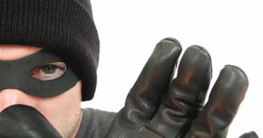 Stire din Eveniment : Reținut după ce a furat din sediul unei companii de telefonie mobilă