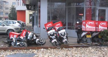 FOTO. Hoții au vrut să fure motoretele localului Jerry´s Pizza din Constanța - 3