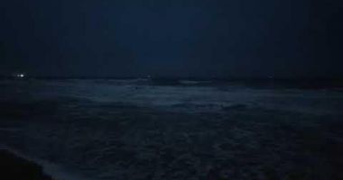 Stire din Eveniment : Clipe de panică în Stațiunea Saturn. O persoană a fost observată în largul mării