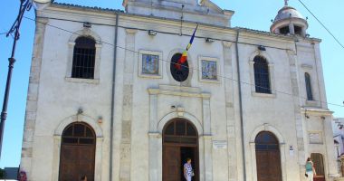 Stire din Cultură-Educație : Hram la Biserica Greacă din Constanța
