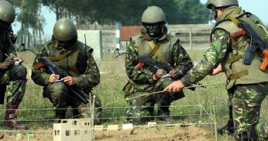 Mai mulți bani pentru polițiști și militari