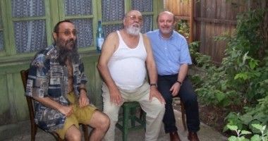 Stire din Cultură-Educație : Hary Tavitian îi aduce un omagiu lui Johnny Răducanu