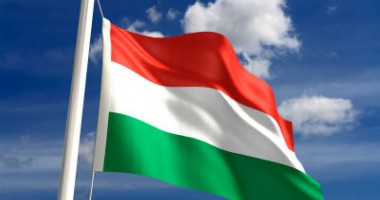 Stire din Actualitate : UNGARIA împrumută de la RUSIA 10 miliarde de euro