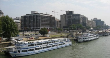 Stire din Economie : Vreți o carieră în transportul fluvial?