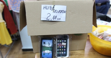 Stire din Eveniment : Captură de "proporții"în portul Constanța: huse de telefon