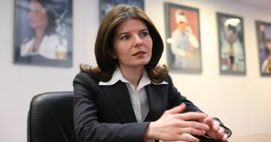 Stire din Politică-Administrație : Monica Iacob-Ridzi: ''Am fost naivă''
