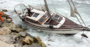 Velier german, eșuat la intrare în portul Tomis - 2