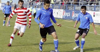 Fotbal / Ajax Amsterdam, a pus ochii pe doi juniori de la Viitorul - 2