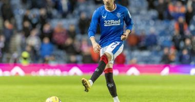 Stire din Sport : Ianis Hagi, pe teren la victoria lui Glasgow Rangers. Constănţeanul nu a fost titular