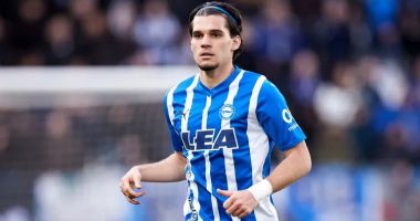 Stire din Sport : Scoţienii, uimiţi de situaţia lui Ianis Hagi. „Este o răsturnare de situaţie”