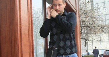 Stire din Monden : Ianis Zicu crește copilul altui bărbat