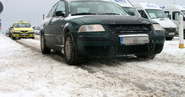 Stire din Eveniment : Ce trebuie să știți despre anvelopele de iarnă și amenzile polițiștilor