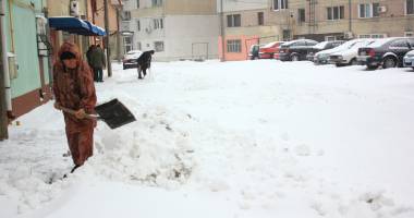 Iarna și-a intrat în drepturi. Circulație infernală și nervi întinși la maxim, în Constanța - 6