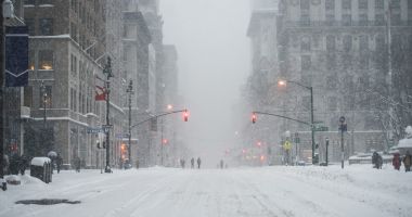 O furtună de iarnă a lovit regiunea Midwest din Statele Unite, lăsând 250.000 de persoane fără electricitate