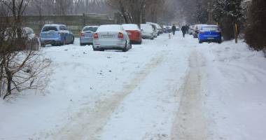 Stire din Eveniment : Se circulă în condiții de iarnă! Află traseul pe care poți ajunge la București