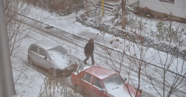Stire din Eveniment : Transportatorii fără rovignetă trebuie să facă dovada înzăpezirii, pentru a nu fi amendați