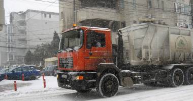 Stire din Social : A început deszăpezirea la Constanța. Primăria a convocat Comandamentul de iarnă