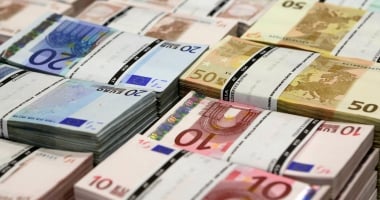 Iată cu cât au crescut rezervele valutare ale României