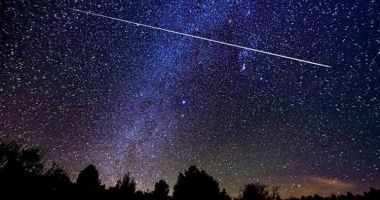 Ploaie de stele căzătoare în noaptea de joi spre vineri