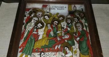 Stire din Cultură-Educație : Icoană de mare valoare, la Muzeul de Artă Populară Constanța