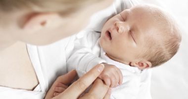 Icterul, mai intens și mai prelungit la nou-născuții prematur