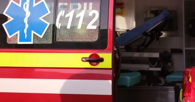Stire din Eveniment : Accident rutier la ieșirea din Tariverde. Implicate un microbuz și un autoturism