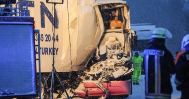 Stire din Actualitate : Șoferul român, implicat în accidentul din Germania, a decedat