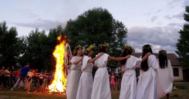 Foto - Sărbătoarea Rusaliilor – semnificație, tradiție și obiceiuri