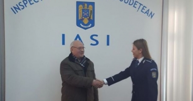Stire din Eveniment : Un pensionar a returnat 16.000 de lei găsiți la cumpărături
