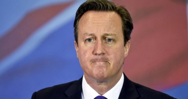 Stire din Actualitate : David Cameron avertizează: "Ieșirea Regatului din UE ar putea amenința pacea pe continent"
