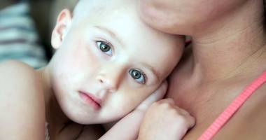 Stire din Sănătate : Ignorați și umiliți de stat! Suferința copiilor bolnavi de cancer din Constanța, tratată de un singur medic