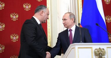 Stire din Actualitate : Igor Dodon vrea să fie cobai pentru vaccinul lui Putin