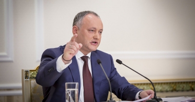 Stire din Politică-Administrație : Igor Dodon îl invită pe Klaus Iohannis în Republica Moldova