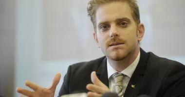 Stire din Eveniment : Ilan Laufer, amendat după accidentul pe trecerea de pietoni