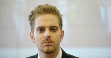Stire din Politică-Administrație : Ilan Laufer a devenit consilierul lui Dăncilă