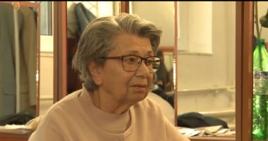 Stire din Cultură-Educație : Decana de vârstă a Teatrului de Stat aniversează 91 de ani. La mulți ani, Ileana Ploscaru!