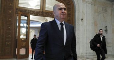 Stire din Actualitate : Unde a ales să locuiască Ilie Bolojan președintele interimar al României