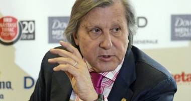 Stire din Politică-Administrație : În ce partid s-a înscris Ilie Năstase