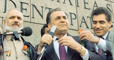 Stire din Eveniment : Ion Iliescu, Petre Roman, Virgil Măgureanu trimişi în judecată în Dosarul “Mineriada din 13 – 15 iunie 1990”