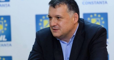 Stire din Politică-Administrație : Bogdan Huțucă: În sfârșit, România are cu adevărat un premier! A dovedit-o, încă o dată, Dacian Cioloș la Antena 3