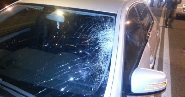 Stire din Eveniment : Sânge pe bulevardul Lăpușneanu. Un pieton a fost ucis, după ce a fost spulberat de două mașini