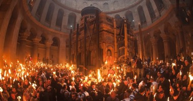 Sfânta Lumină de Paște s-a aprins la Ierusalim