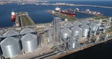 Stire din Actualitate : Cerealele ucrainene au generat o activitate record în portul Constanţa