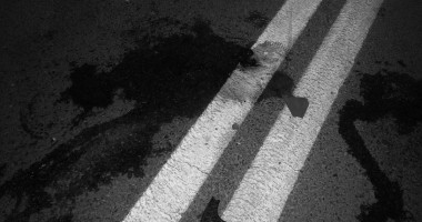 Sânge pe bulevardul Lăpușneanu. Un pieton a fost ucis, după ce a fost spulberat de două mașini - 5