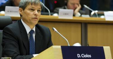 Stire din Politică-Administrație : Ce spune Cioloș despre modificarea legii electorale
