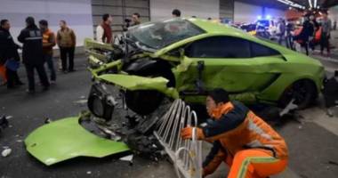 Stire din Actualitate : Un Lamborghini și un Ferrari, accident crunt la premiera Fast and Furious